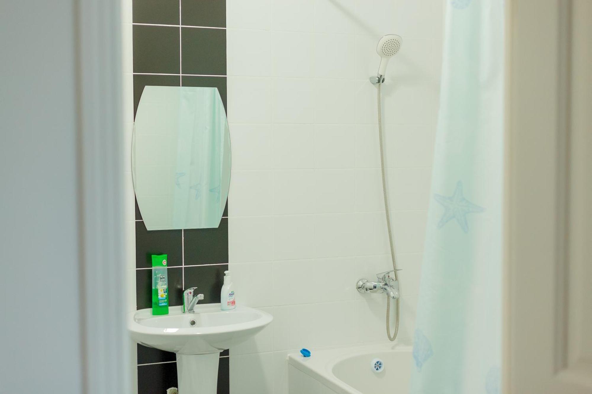 Sarai-Batu Guest House Atyrau Bagian luar foto